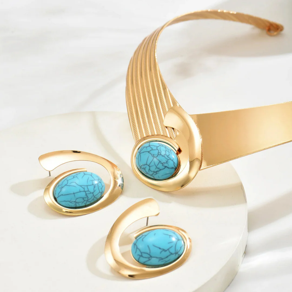 Aureus Opal Jewelry Set