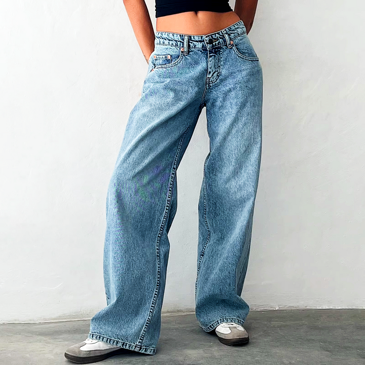 Casey Low Rise Baggy Jeans