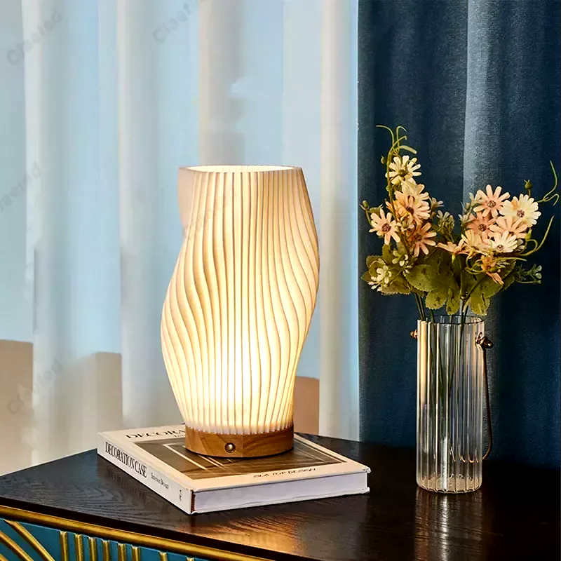 Aurora Pleat Lamp