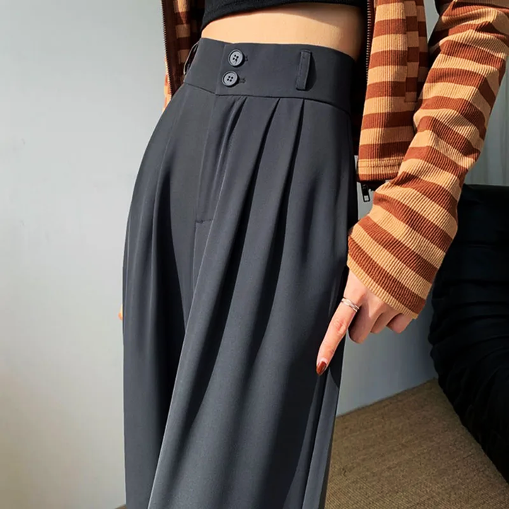 Chelsea Loose Pleated Pants