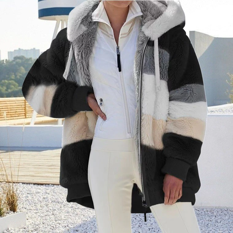 Mukava Hooded Chic Coat
