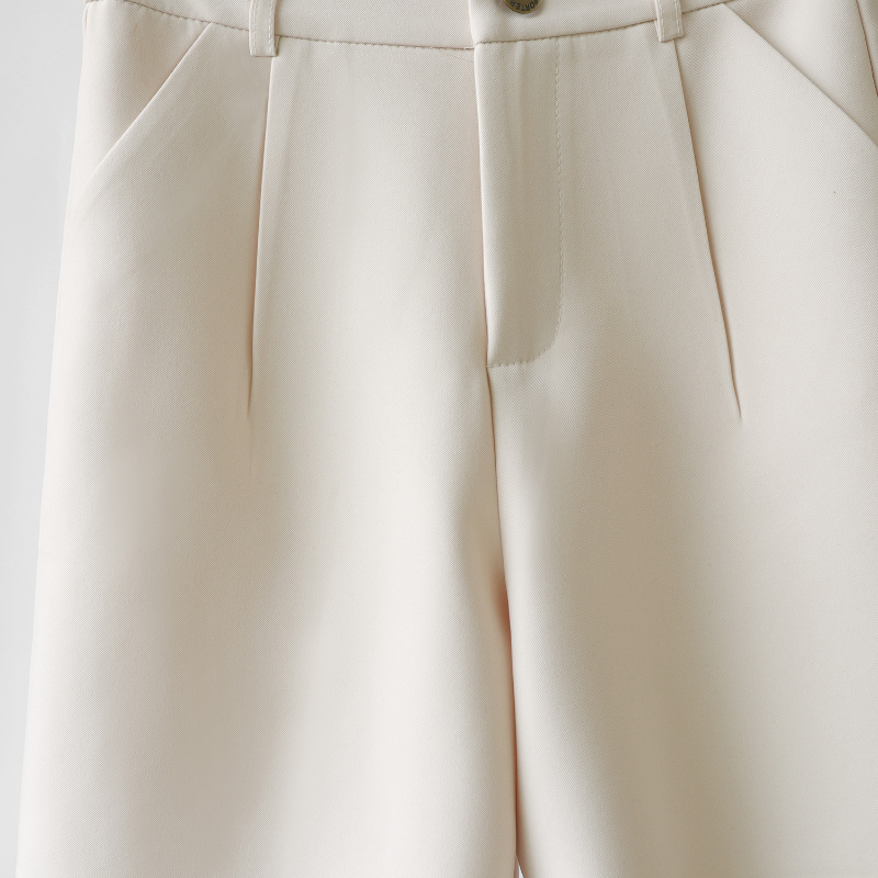 Olivia Stretch Short for Women